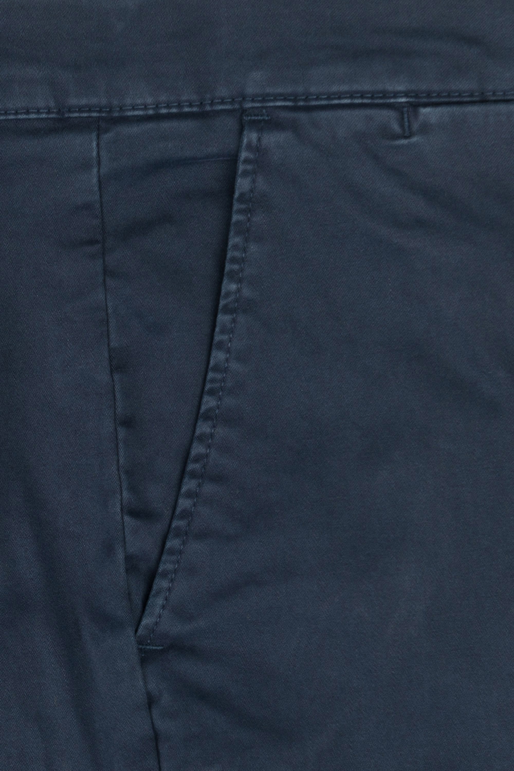 Pantaloni slim bleumarin 1